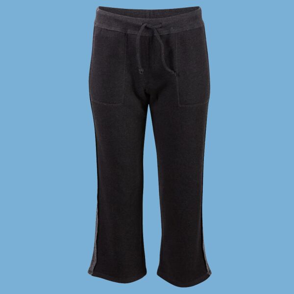 Women's Travel Crop Pants Thumbnail