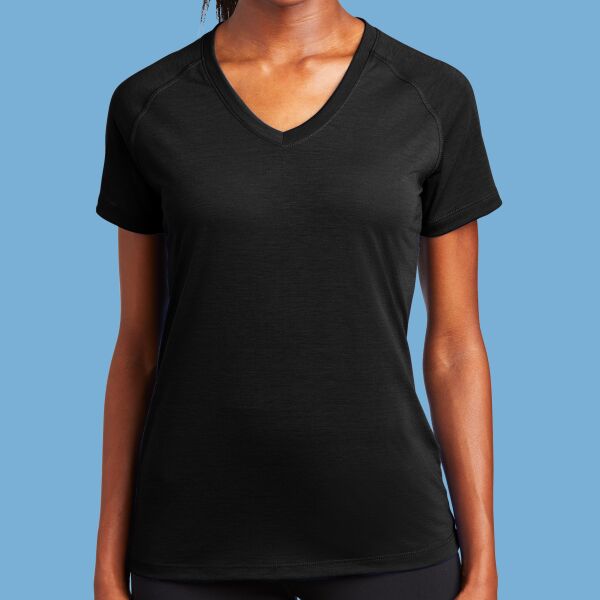 Women's Ultimate Performance V Neck Thumbnail